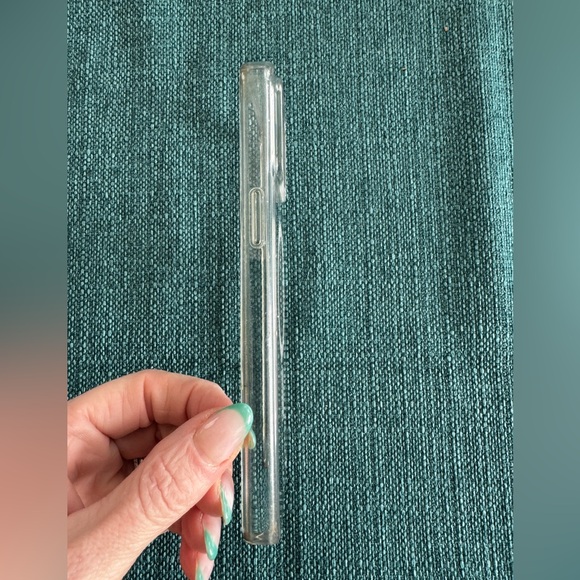 iPhone Pro Max Clear Case with MagSafe - Picture 5 of 5